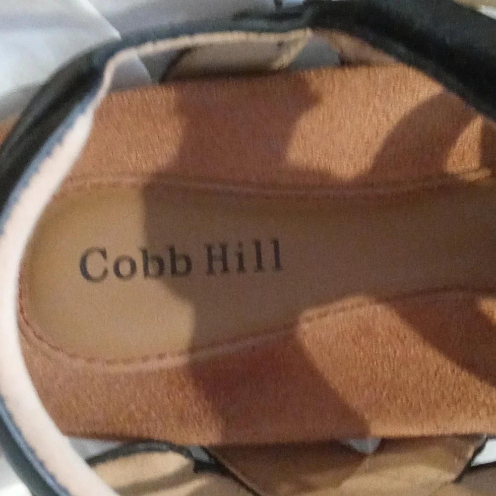 Cobb Hill by New Balance Black Leather Strappy Women's Sandals